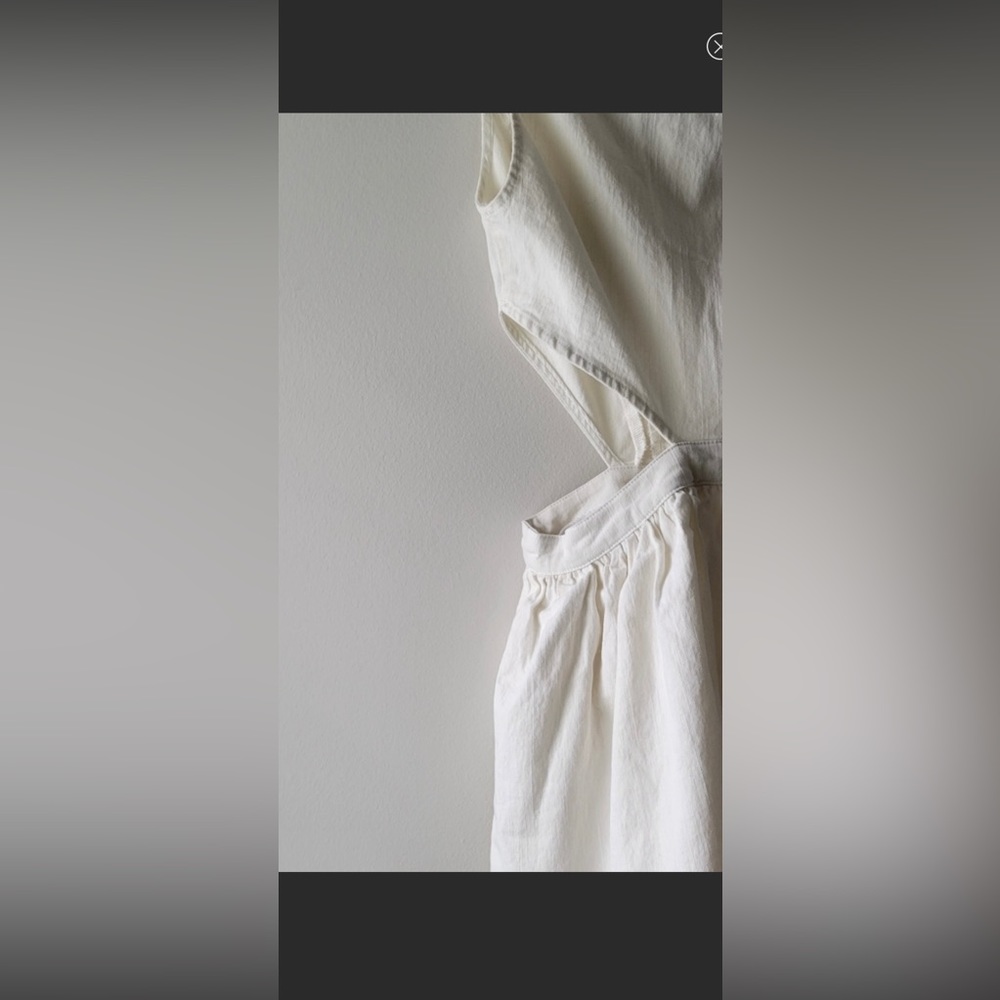 Akita Chicago Cut out Mini Dress - Picture 11 of 12